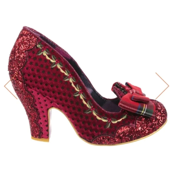 New WRAPPED UP PRETTY red glitter Embroidered Christmas Heels, Size 37, US 7 - Picture 2 of 12